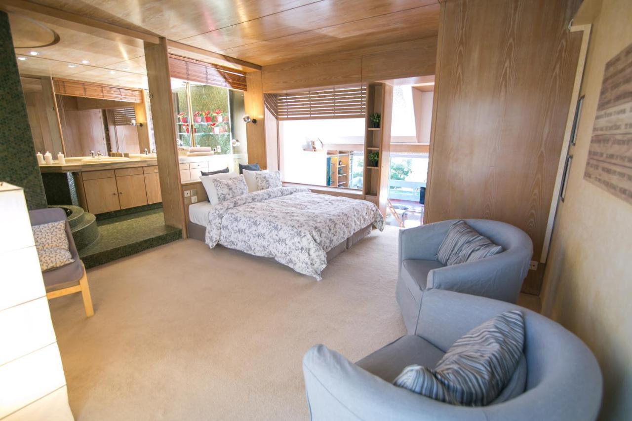 One-Of-A-Kind Athens Riviera Apartment Ngoại thất bức ảnh