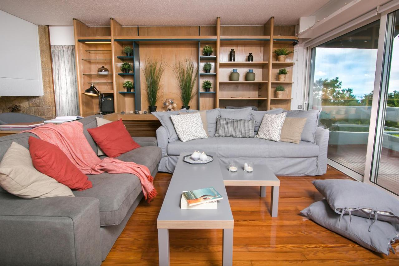 One-Of-A-Kind Athens Riviera Apartment Ngoại thất bức ảnh