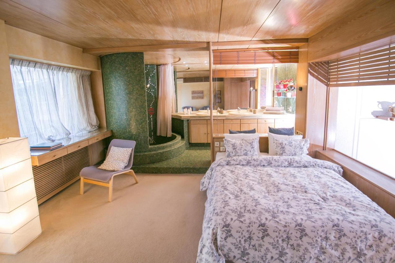 One-Of-A-Kind Athens Riviera Apartment Ngoại thất bức ảnh