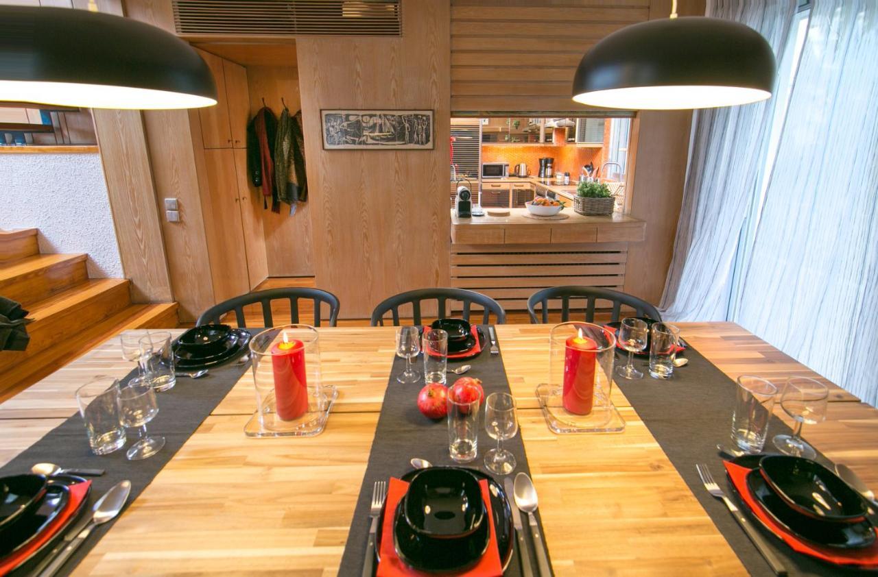 One-Of-A-Kind Athens Riviera Apartment Ngoại thất bức ảnh